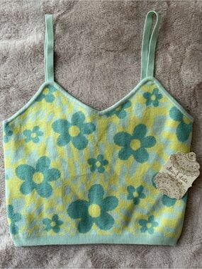 NWT Altar’d State Daisy Print Crop Tank Top Lime Size M